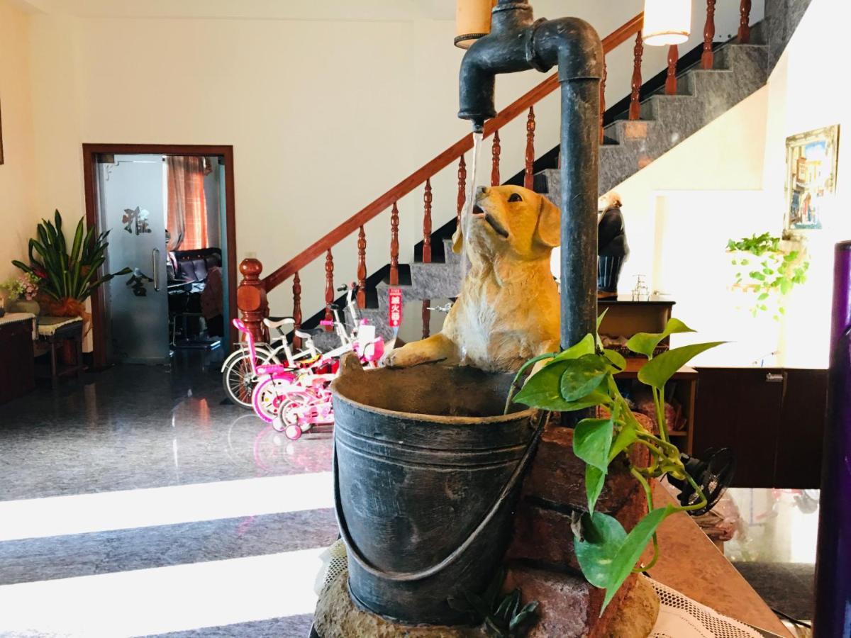 Chong Er Ya She Homestay Jiji Exterior foto